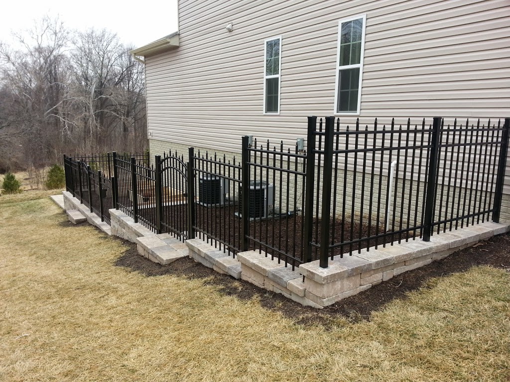 Garden Walls with Deer Fence | Life Time Pavers
